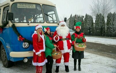 Zdjęcie do Świąteczny autobus