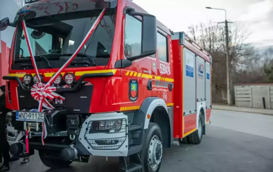 Poświęcenie wozu strażackiego w OSP Nasielsk