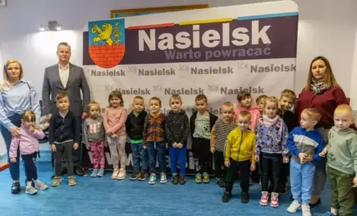 Zdjęcie do &quot;Motylki&quot; z wizytą u Burmistrza Nasielska