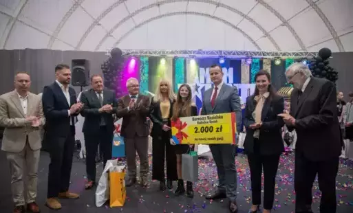 Zdjęcie do Aniela Dymińska zwyciężczynią pierwszej edycji konkursu Mam Talent Junior Nasielsk