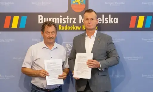 Zdjęcie do Podpisano umowę na budowę przydomowych oczyszczalni ściek&oacute;w