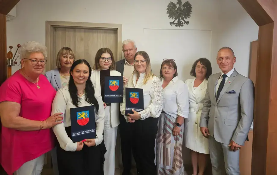 Akty nadania stopnia awansu zawodowego nauczyciela mianowanego wręczone