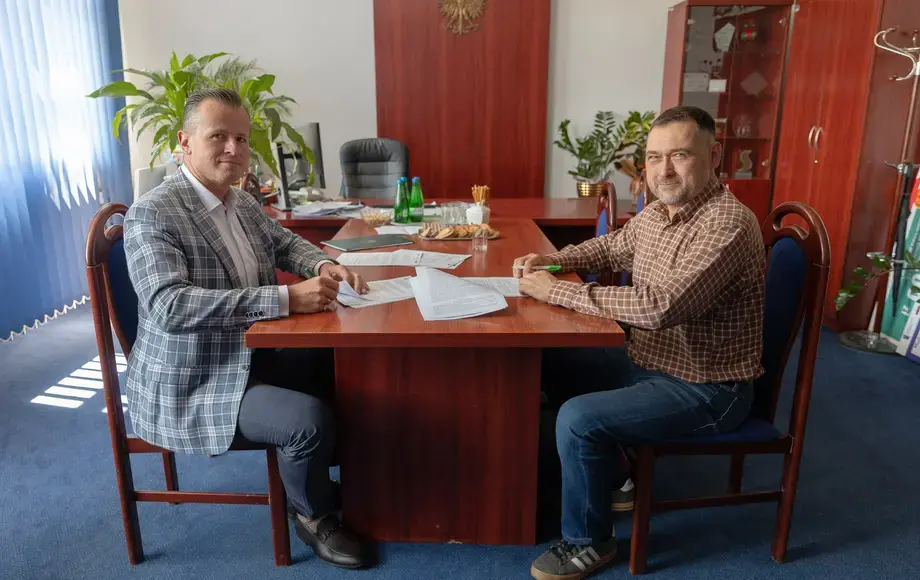 Burmistrz Nasielska podpisał umowę na budowę dwóch świetlic wiejskich!
